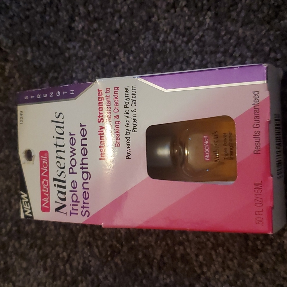 Nutra Nail Nailsentials Triple power strengthener